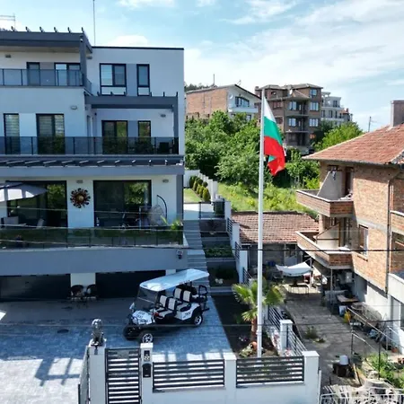 Gæstehus къща 4*